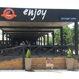 Enjoy lounge cafe